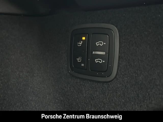 Porsche Macan BOSE Sportabgasanlage Panoramadach LED