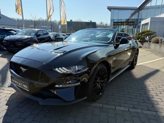 Ford Mustang Convertible GT 5.0 V8