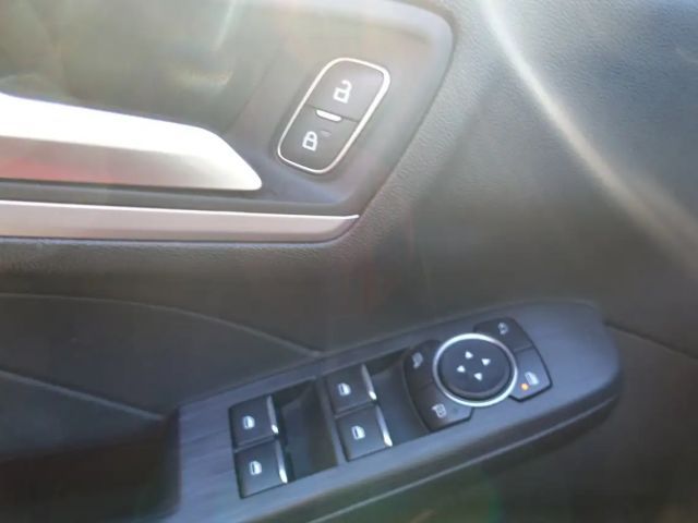 Ford Kuga AWD Cool & Connect Hybrid