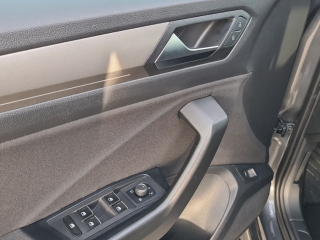 Volkswagen T-Roc 1.5 TSI DSG R-Line Style