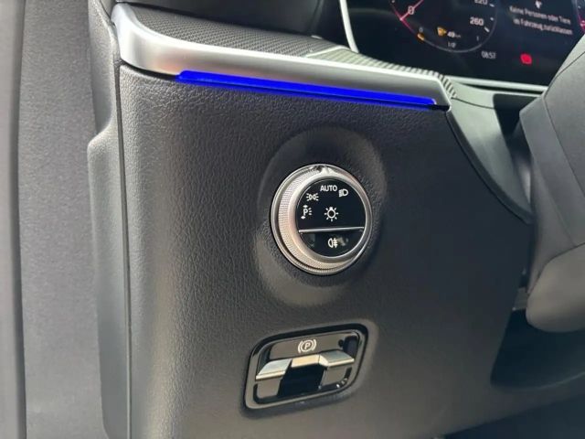 Mercedes-Benz C 180 AMG Line Sedan