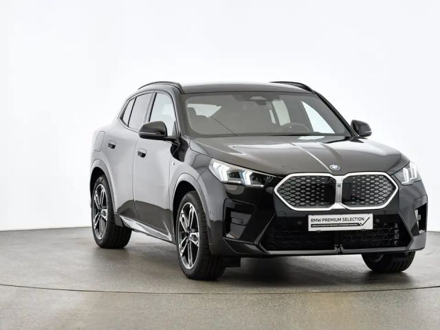 BMW iX2 eDrive20