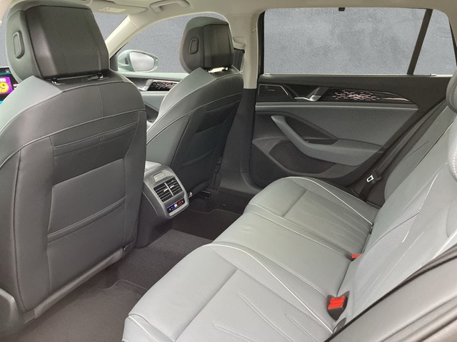 Volkswagen Tayron 1.5 eTSI Elegance Elegance