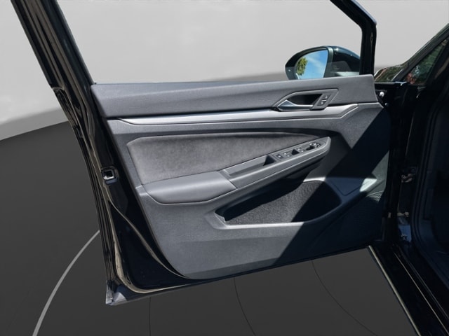 Volkswagen Golf 1.5 eTSI DSG Golf VIII Variant