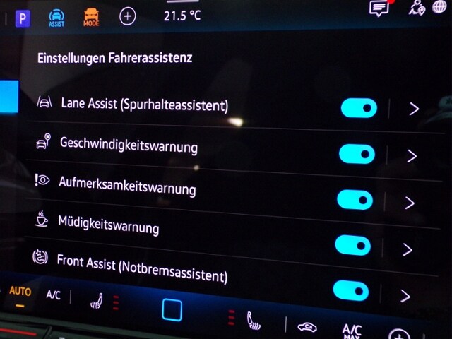 Volkswagen Golf 1.5 eTSI DSG