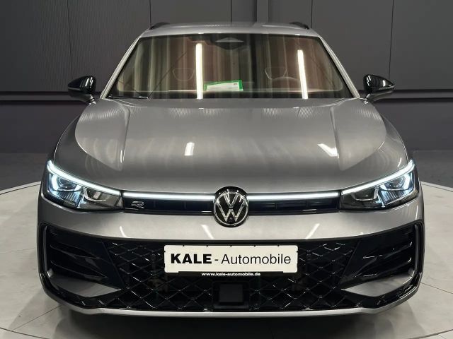 Volkswagen Passat 4Motion R-Line Style Variant