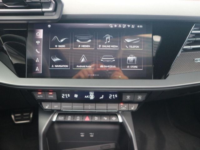 Audi A3 35 TFSI S-Line S-Tronic Sportback