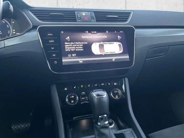 Skoda Superb 2.0 TDI Combi Style Style