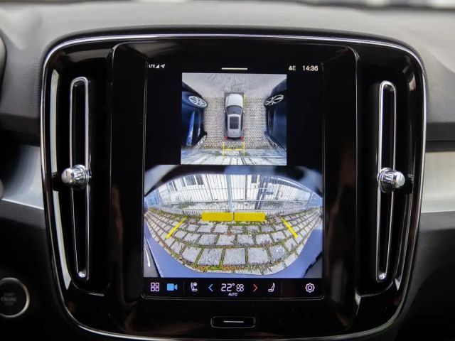 Volvo XC40 Business Dark Plus