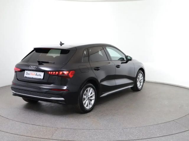 Audi A3 30 TFSI Sedan