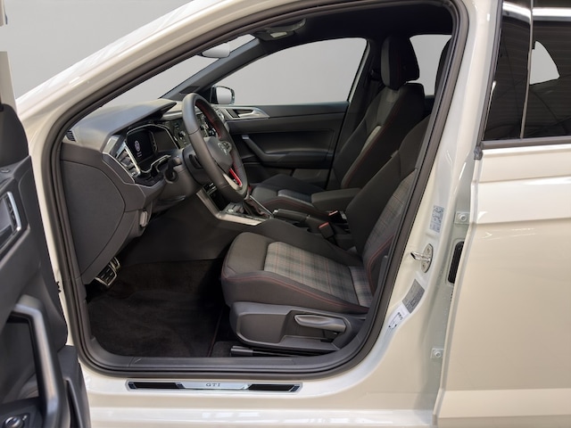 Volkswagen Polo DSG GTI IQ.Drive