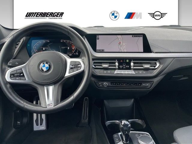 BMW 118 118i M-Sport Sedan