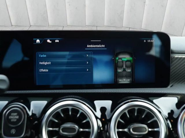 Mercedes-Benz A 180 Hatchback Progressive