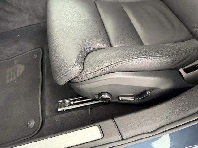 Volvo V60 AWD Dark Hybrid Recharge T6