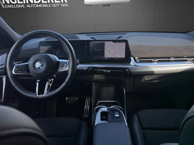 BMW iX2 xDrive30