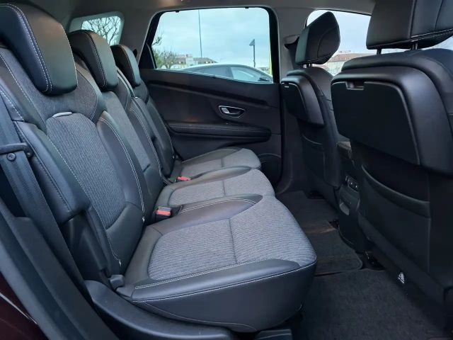 Renault Scenic EDC Intens TCe 140