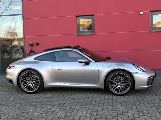 Porsche 911 Carrera Coupé