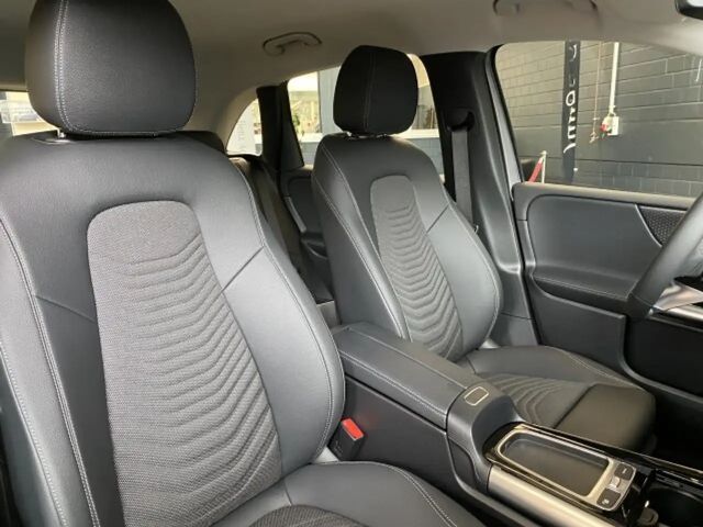 Mercedes-Benz B 200 Progressive