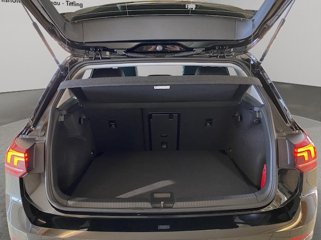 Volkswagen Golf 1.5 TSI BMT Golf VIII