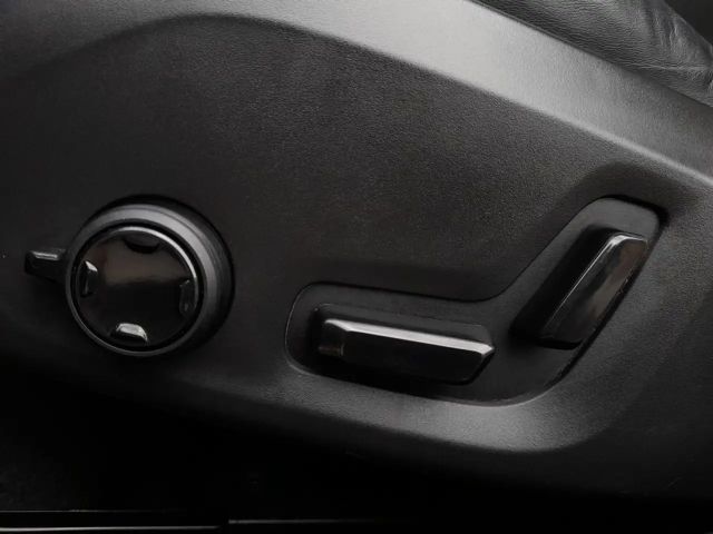 Volvo V90 AWD R-Design T8