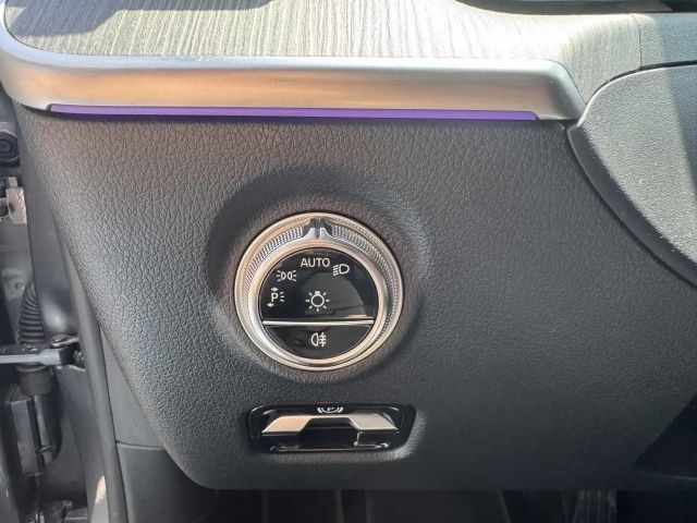 Mercedes-Benz C 300 4MATIC AVANTGARDE Sedan