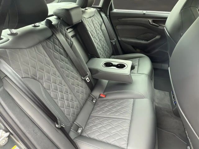 Audi A6 Quattro S-Tronic Sedan