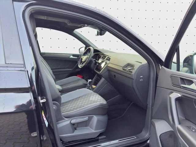 Volkswagen Tiguan 2.0 TSI IQ.Drive R-Line