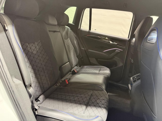 Volkswagen Tiguan 1.5 eTSI DSG R-Line