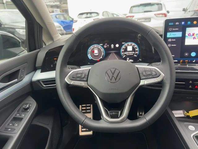 Volkswagen Golf 1.5 TSI Golf VIII