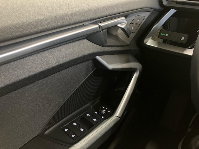 Audi A3 30 TFSI S-Line S-Tronic Sportback