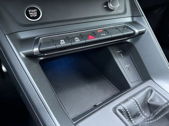 Audi Q3 35 TFSI S-Line