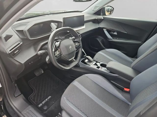 Peugeot E-2008 Allure Pack