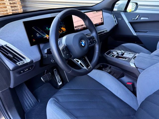 BMW iX xDrive45