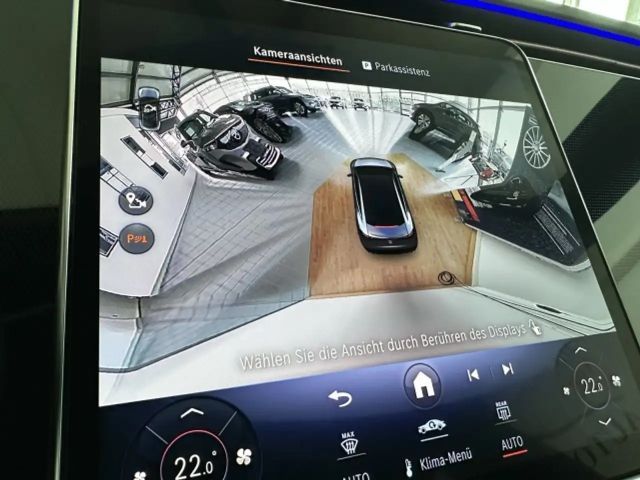 Mercedes-Benz EQE 300 Electric Art Sedan