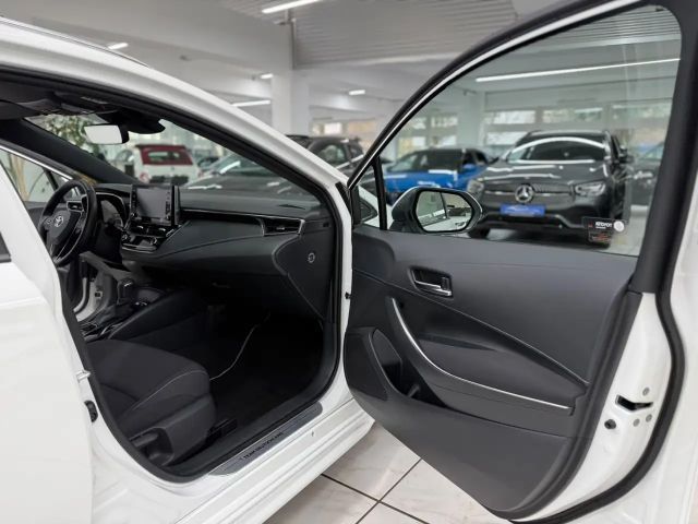 Toyota Corolla Hybride Team D