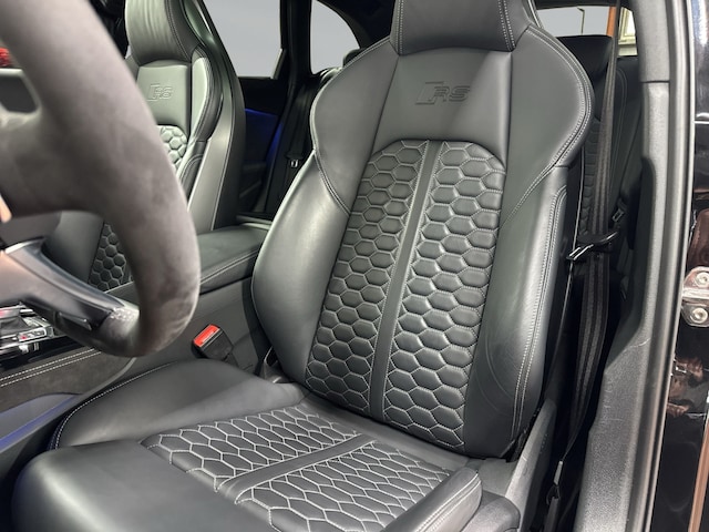 Audi RS4 Avant Quattro