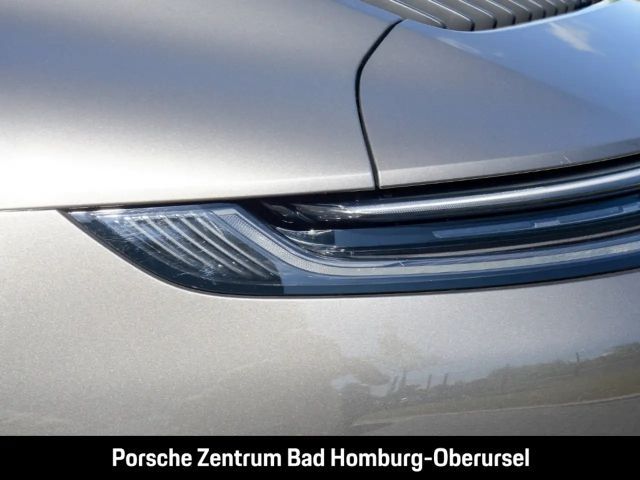 Porsche 992 Carrera Coupé GTS