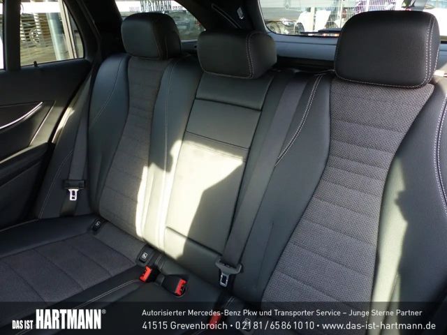 Mercedes-Benz E 200 AVANTGARDE Estate