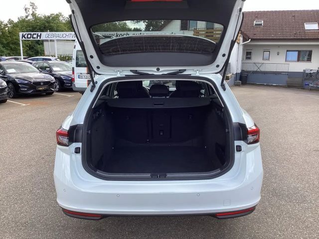 Skoda Superb 2.0 TDI Combi Selection