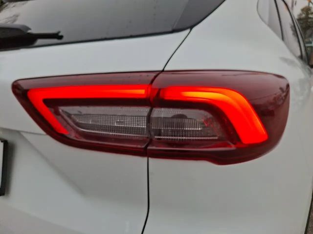 Ford Kuga Hybrid Titanium