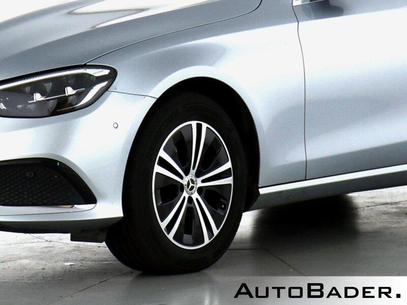 Mercedes-Benz E 220 AVANTGARDE E 220 d Estate