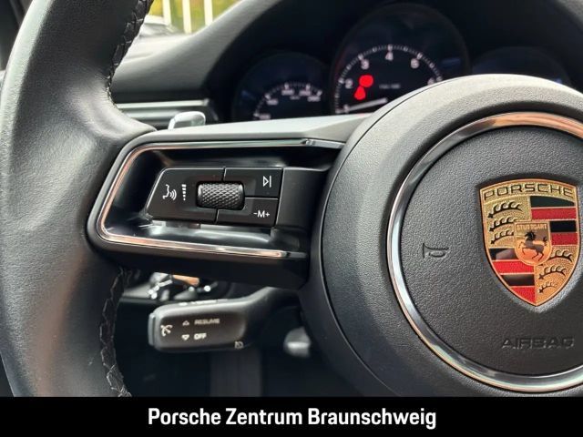 Porsche Macan Rückfahrkamera Sportabgas Luftfederung LED