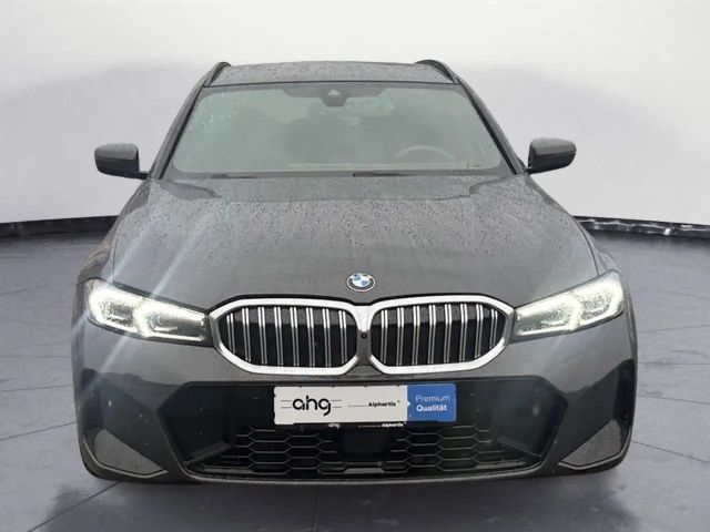 BMW 320 320d M-Sport Touring