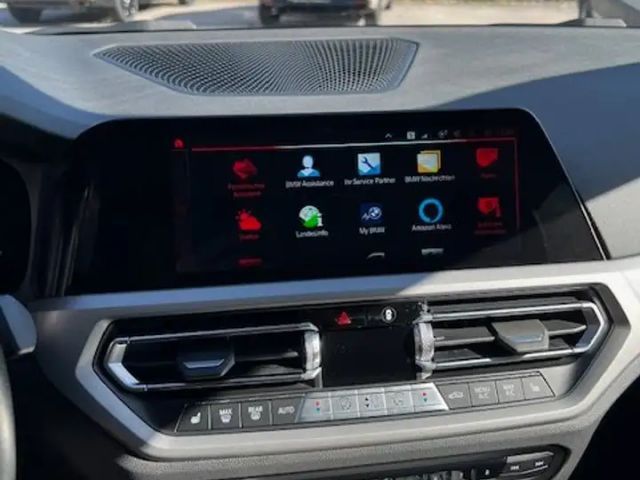 BMW 320 320e Advantage pakket