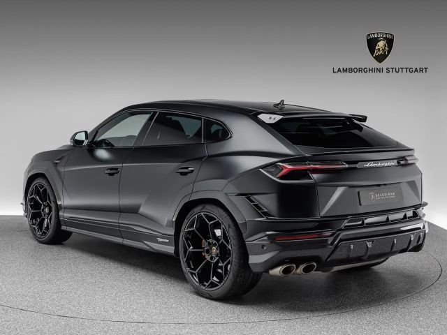 Lamborghini Urus Performante