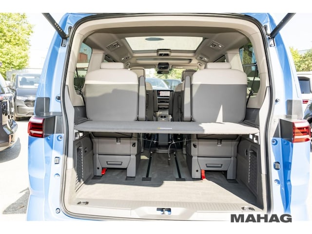 Volkswagen Multivan Life T7