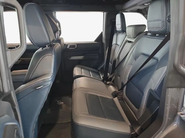 Ford Bronco Outer Banks