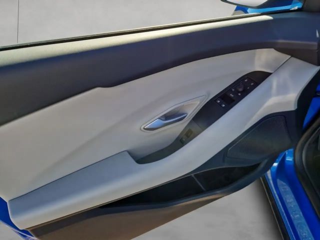 Ford Explorer Extended range RWD