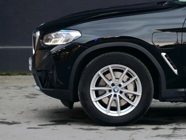 BMW X3 xDrive30e