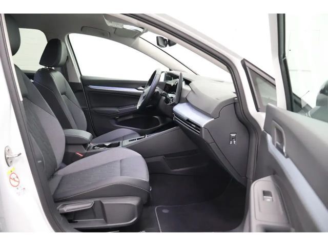 Volkswagen Golf 2.0 TDI DSG Golf VIII